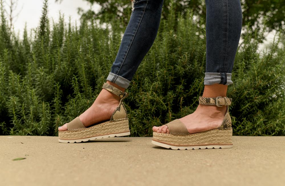 dolce vita larita sandals