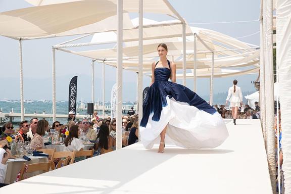 Oscar de la renta lake tahoe 2019
